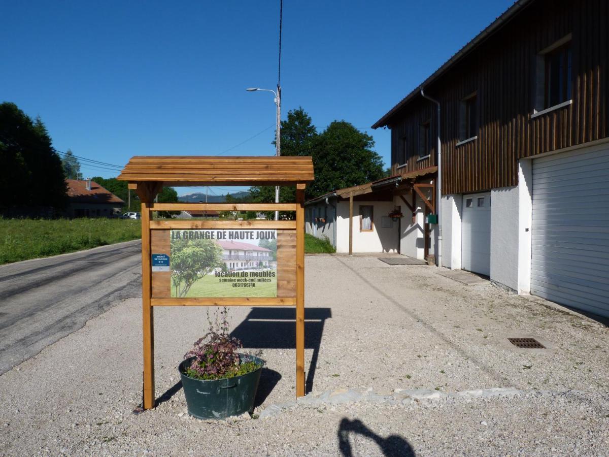 La Grange De Haute-Joux Les Fourgs ภายนอก รูปภาพ