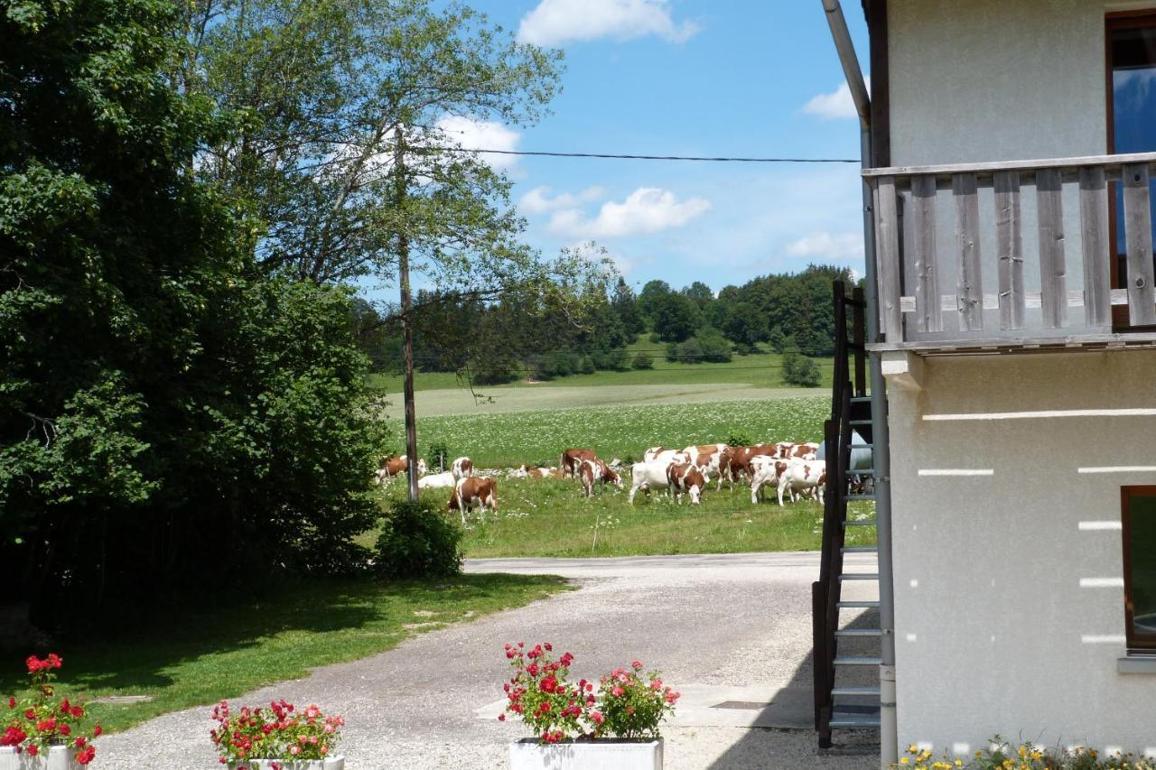 La Grange De Haute-Joux Les Fourgs ภายนอก รูปภาพ